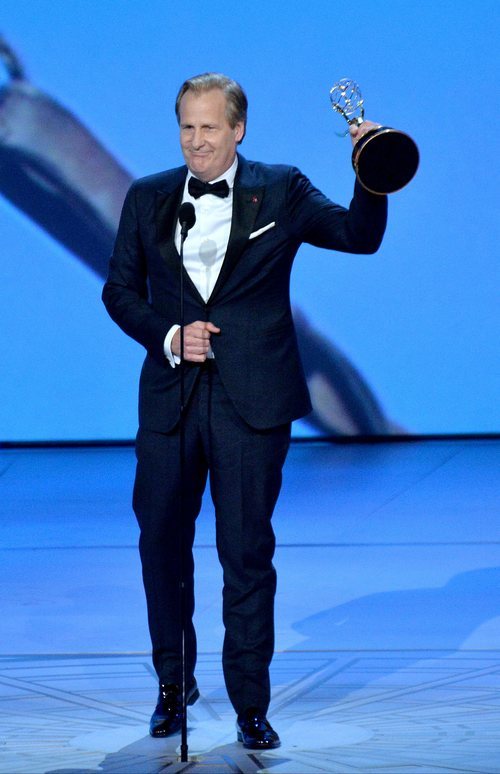 Jeff Daniels ganador de una estatuilla en los Emmy 2018