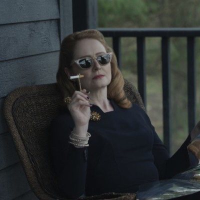 Miranda Otto en 'Las escalofriantes aventuras de Sabrina'