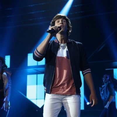 Luis Mas actuando en la Gala 0 de 'OT 2018'