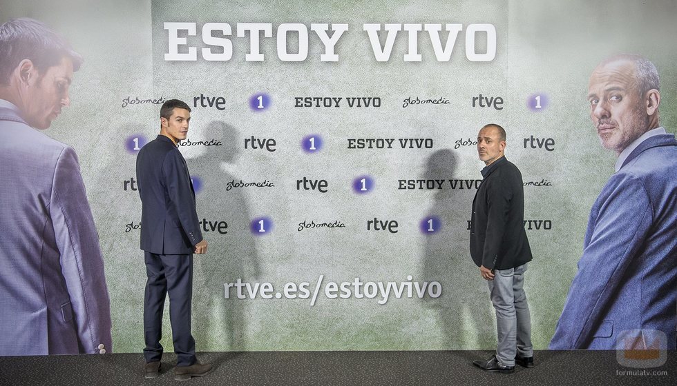 Alejo Sauras y Javier Gutiérrez en la presentación de 'Estoy vivo'