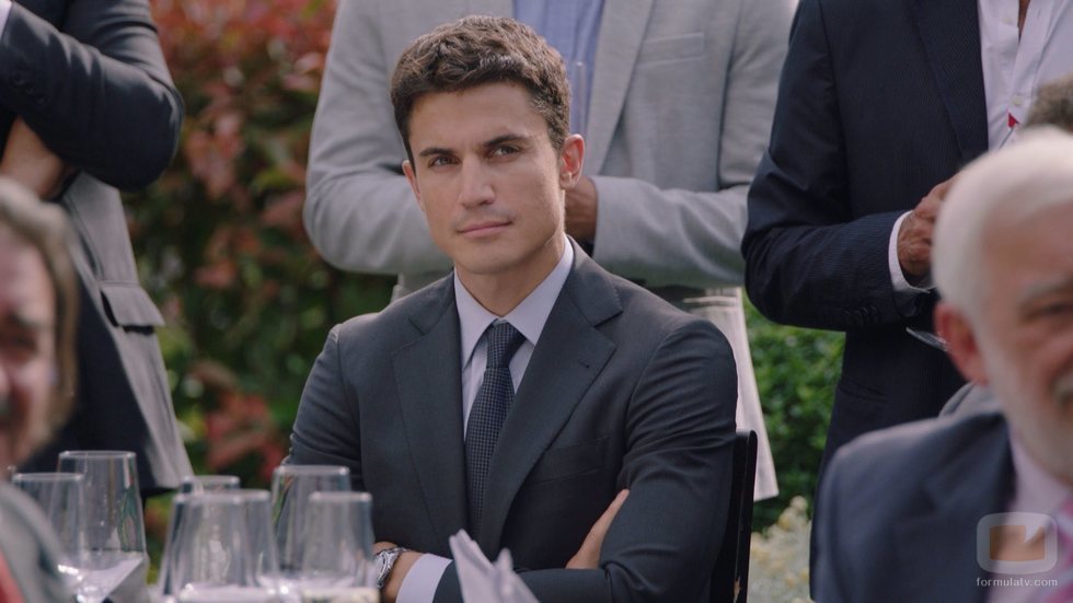 Álex González durante una escena de 'Vivir sin permiso'