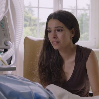 Claudia Traisac durante el rodaje de 'Vivir sin permiso'