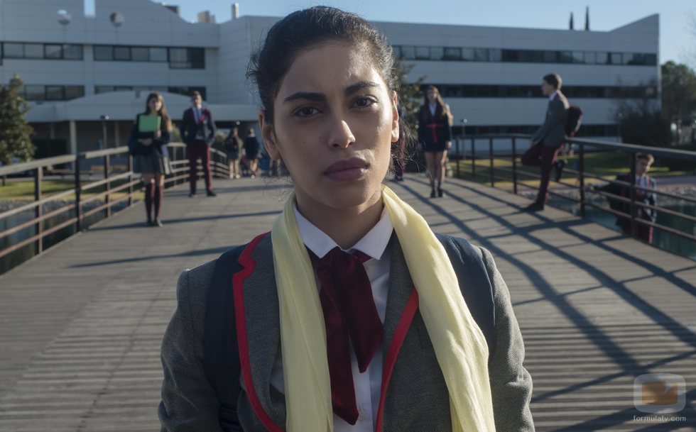 Nadia, interpretada por Mina El Hammani, en la primera temporada de 'Élite'