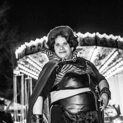 Carmina Barrios es la mujer forzuda en la primera temporada de 'Arde Madrid'
