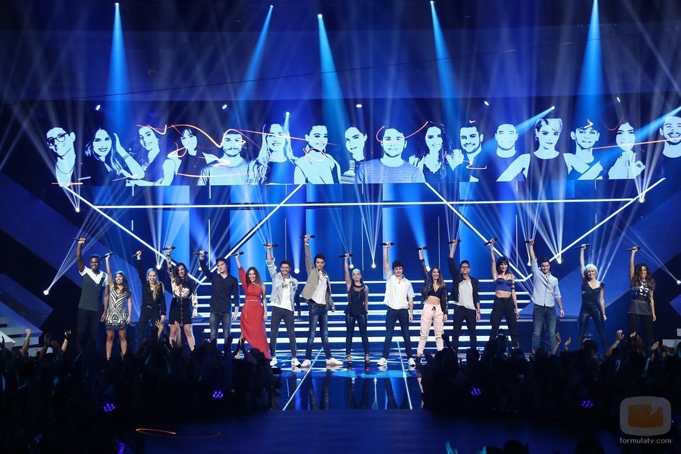 Foto de grupo durante la Gala 1 de 'OT 2018'