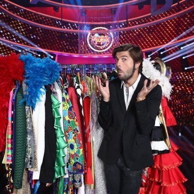 Jordi Coll posa en el plató de 'Tu cara me suena'