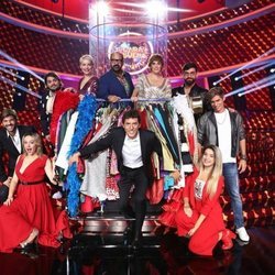 Los concursantes de 'Tu cara me suena' posan junto a Manel Fuentes