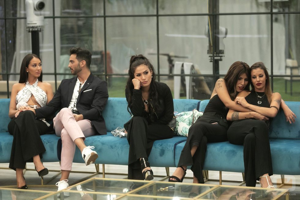 Aurah Ruiz, Suso, Miriam Saavedra, Chabelita y Techi en la gala 3 de 'GH VIP 6'