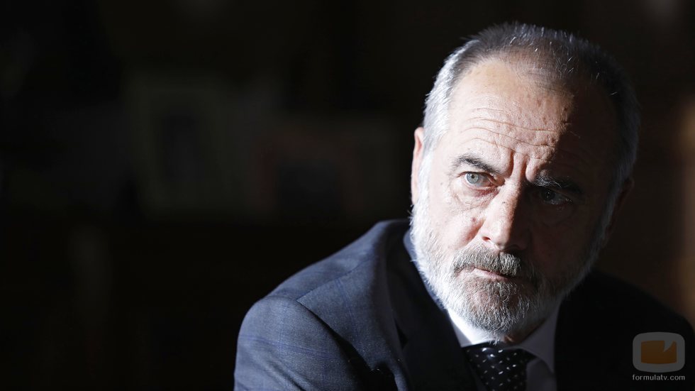 Alfonso Torregrosa es José María Azkarate en 'La víctima número 8'