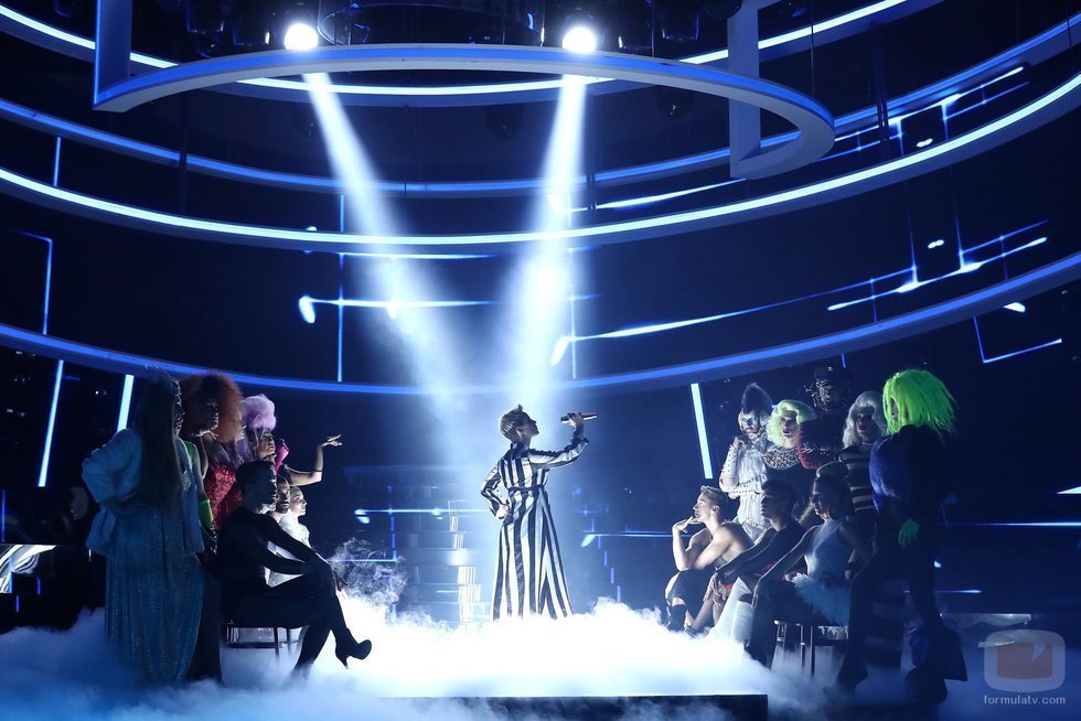 Soraya Arnelas es Katy Perry en la gala 1 de 'Tu cara me suena'