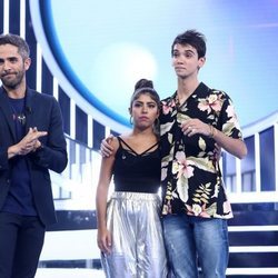 Roberto Leal con los nominados de la Gala 2 de 'OT 2018'