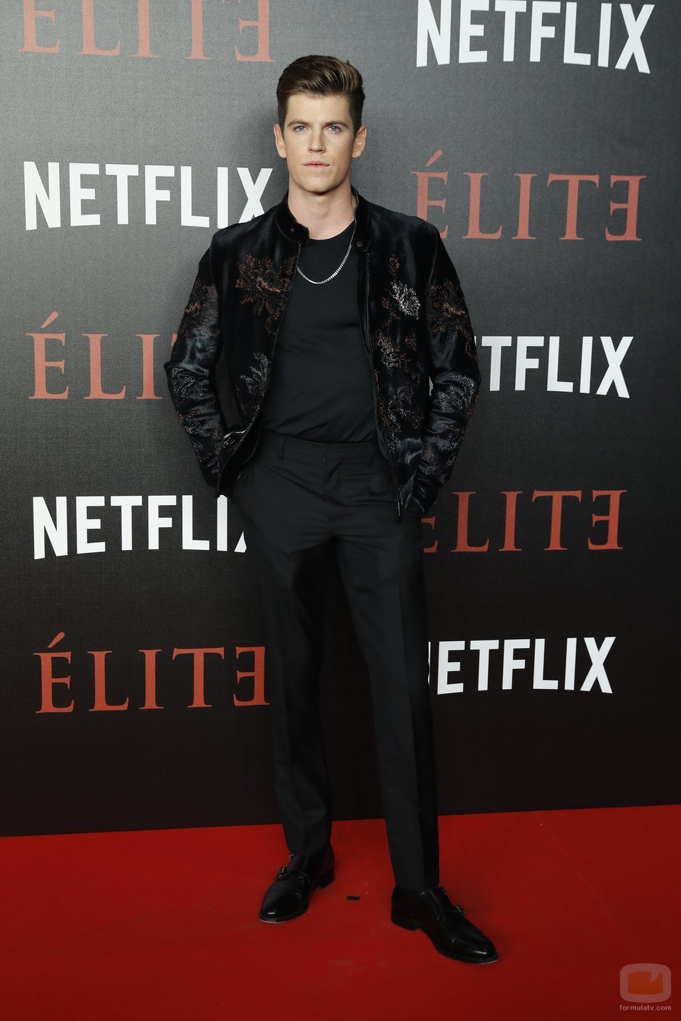 Miguel Bernardeau en la alfombra roja de 'Élite'