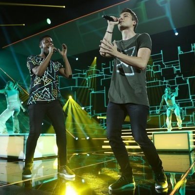 Damion y Famous durante su canción de la Gala 2 de 'OT 2018'