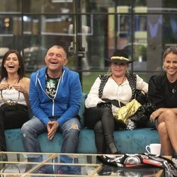 Las risas de los nominados antes de conocerse el expulsado de la Gala 4 en 'GH VIP 6'