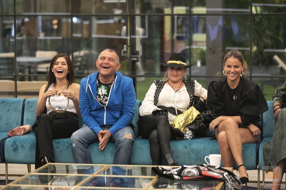 Las risas de los nominados antes de conocerse el expulsado de la Gala 4 en 'GH VIP 6'