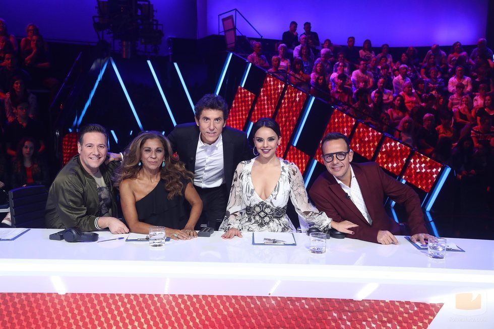 El jurado de 'Tu cara me suena 7' y Manel Fuentes en la Gala 3