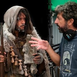 Pablo Molinero y Alberto Rodríguez en el rodaje de la segunda temporada de 'La peste'