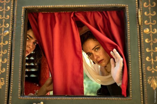 Cecilia Gómez y Patricia López Arnaiz en la segunda temporada de 'La peste'