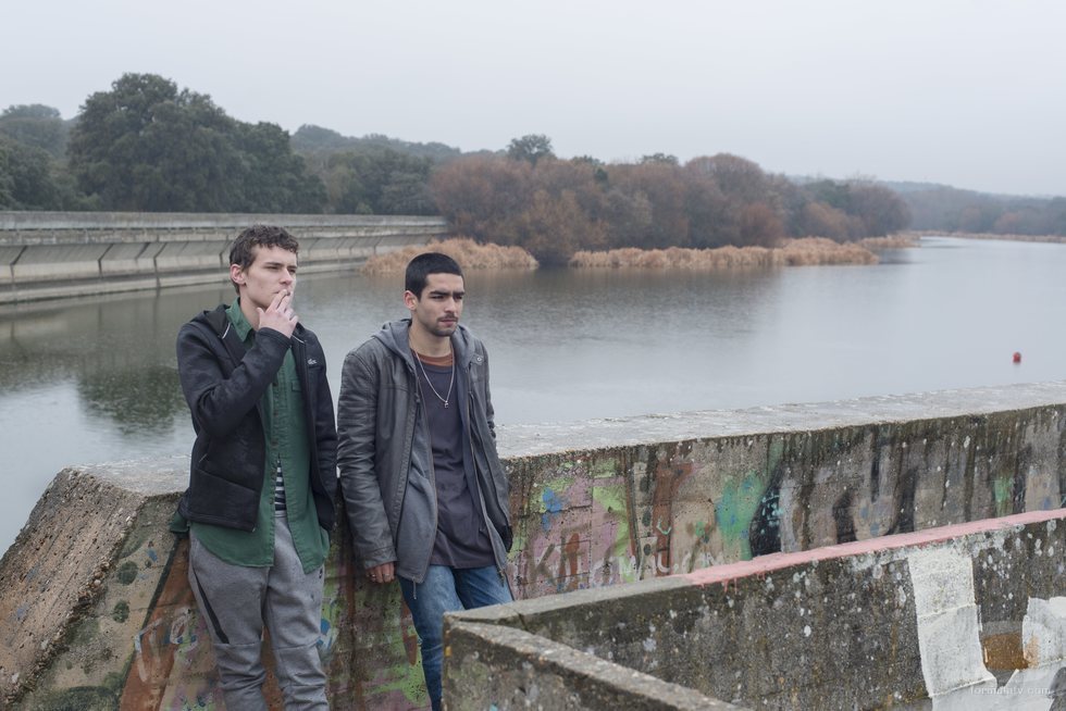 Ander y Omar en una escena de la primera temporada de 'Élite'