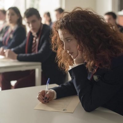 Marina, protagonista de 'Élite' en una escena de la primera temporada