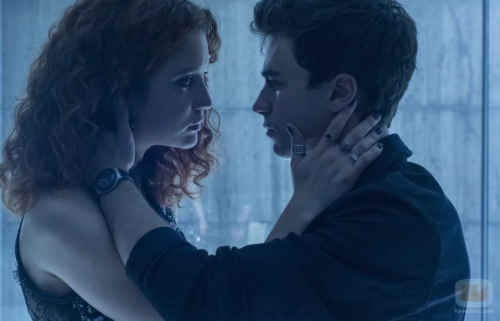 Marina y Samuel en el último capítulo de la primera temporada de 'Élite'