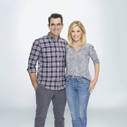 Ty Burrell y Julie Bowen posan para la décima temporada de 'Modern Family'
