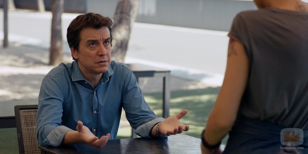 Javier Veiga en la comedia romántica 'Pequeñas coincidencias'