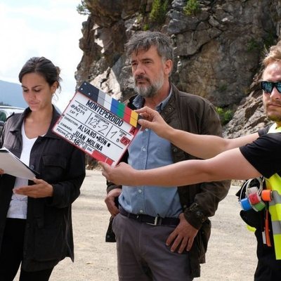Francis Lorenzo y Megan Montarner durante el rodaje de 'La caza. Monteperdido'