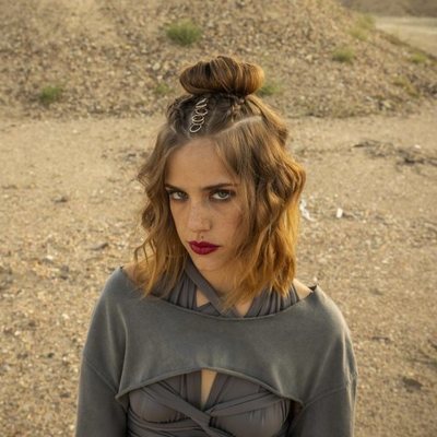 Veki Velilla interpreta a Angela en '+ de 100 mentiras'