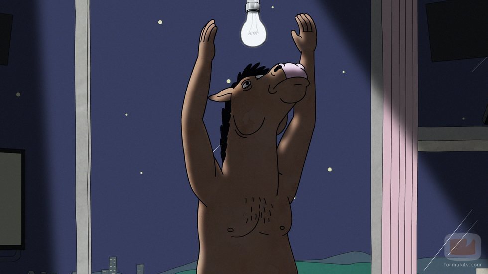BoJack cambiando una bombilla en la quinta temporada de 'BoJack Horseman'