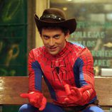 Paco León disfrazado de Spiderman