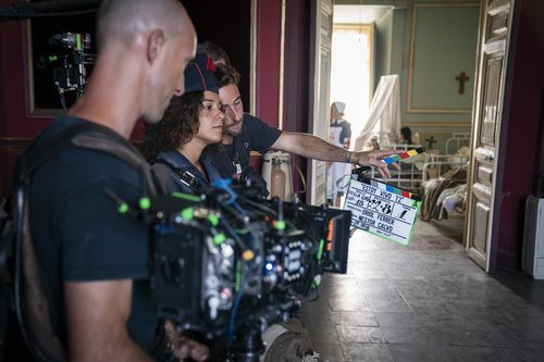 Equipo de grabación en el rodaje del capítulo 2x05 de 'Estoy vivo'