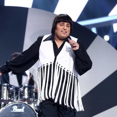 Brays Efe imita a Los Diablos en la gala 4 de 'Tu cara me suena'