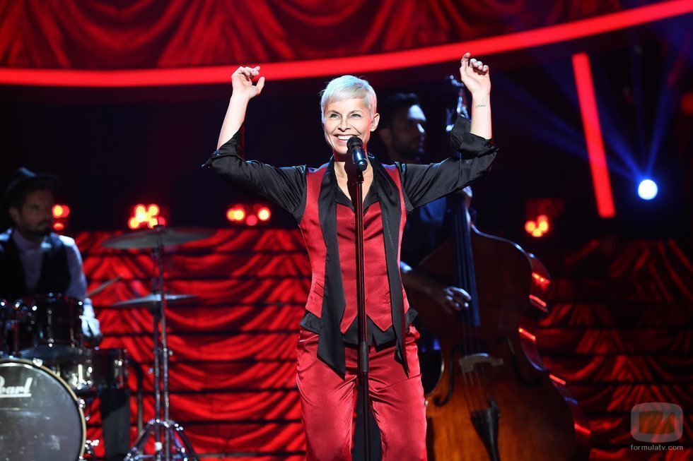 Soraya Arnelas imita a Annie Lennox en la gala 4 de 'Tu cara me suena'