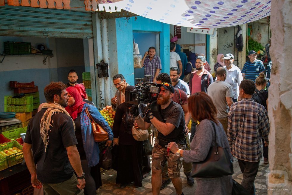 El equipo de 'Promesas de arena' grabando en Túnez