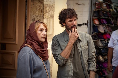 Blanca Portillo y Daniel Grao rodando 'Promesas de arena' en Túnez