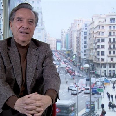 Iñaki Gabilondo en una charla para 'Imprescindibles'