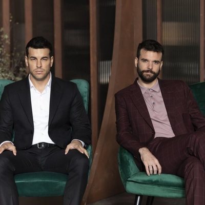 Mario Casas y Jon Arias compañeros de reparto en 'Instinto'