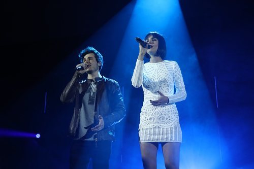 Miki y Natalia en su actuación de la Gala 6 de 'OT 2018'