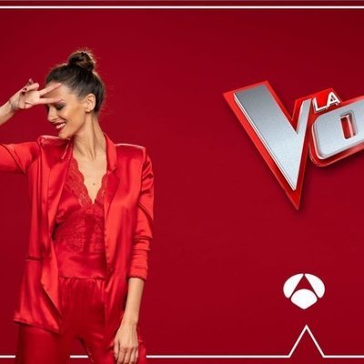 Eva González es la presentadora de 'La Voz'