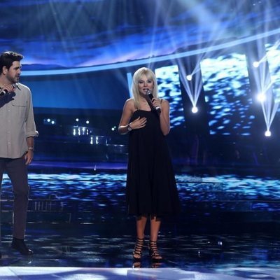 Manu Sánchez imitó a Álex Ubago junto a Melody en la gala 6 de 'Tu cara me suena'