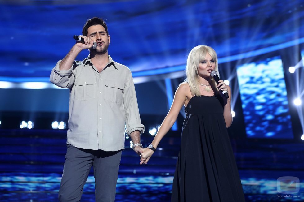 Manu Sánchez cantó junto a Melody en la gala 6 de 'Tu cara me suena'