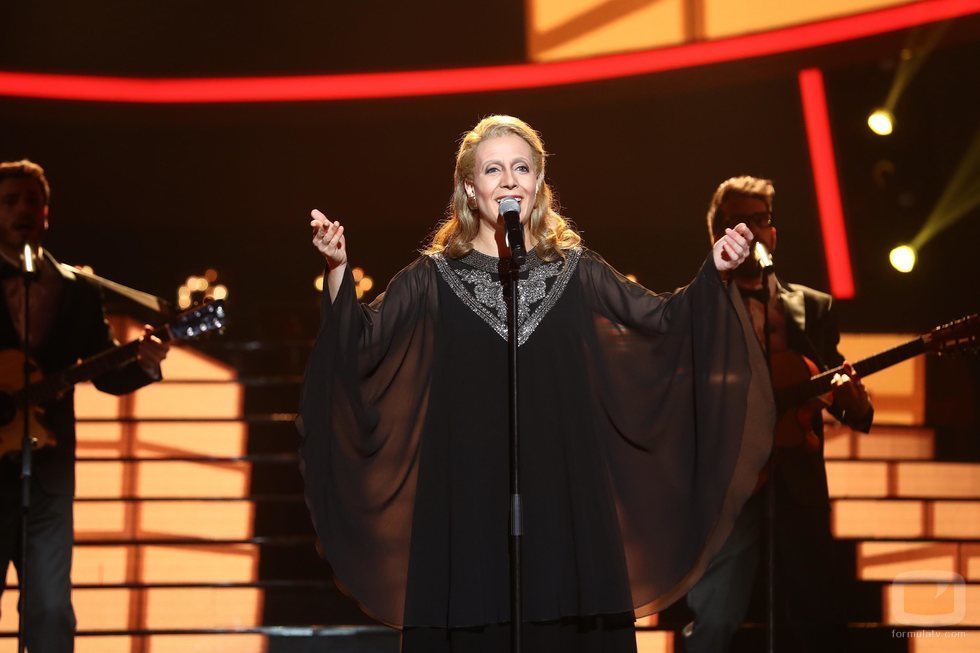 María Villalón emocionó como María Dolores Pradera en la gala 6 de 'Tu cara me suena'