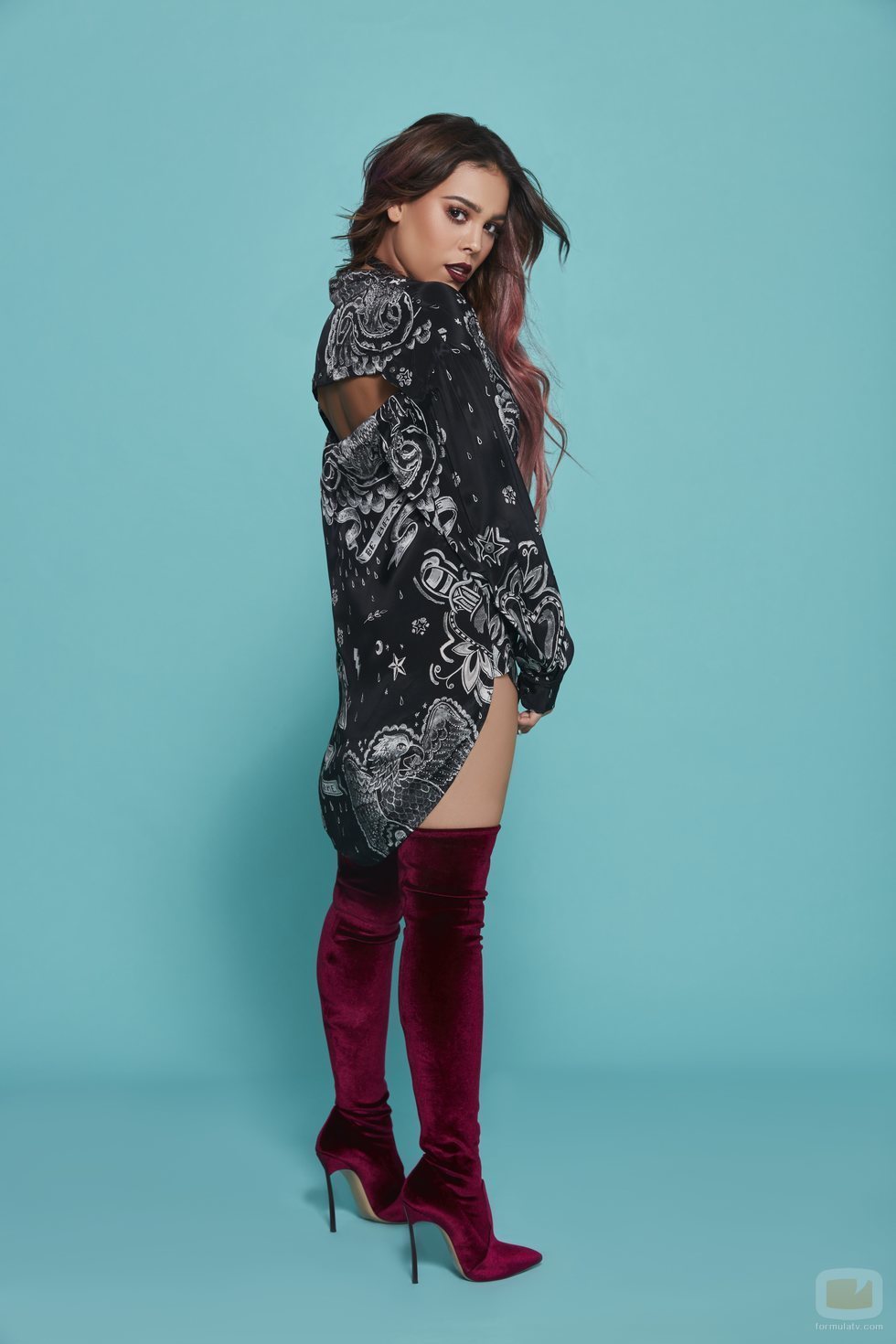 Danna Paola en una foto promocional de su próximo disco