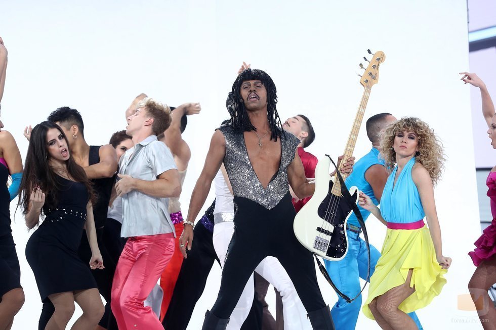 Jordi Coll como Rick James en la Gala 7 de 'Tu cara me suena'