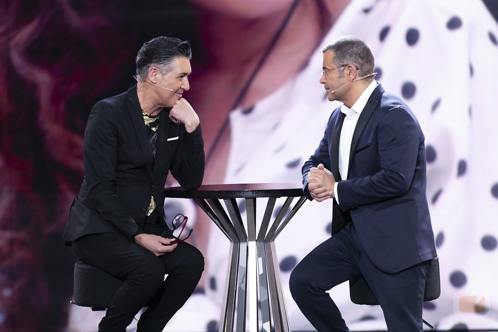 Ángel Garó charla con Jorge Javier Vázquez en la Gala 9 de 'GH VIP 6'