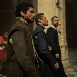 Pablo Molinero y Federico Aguado en el rodaje de la segunda temporada de 'La peste'