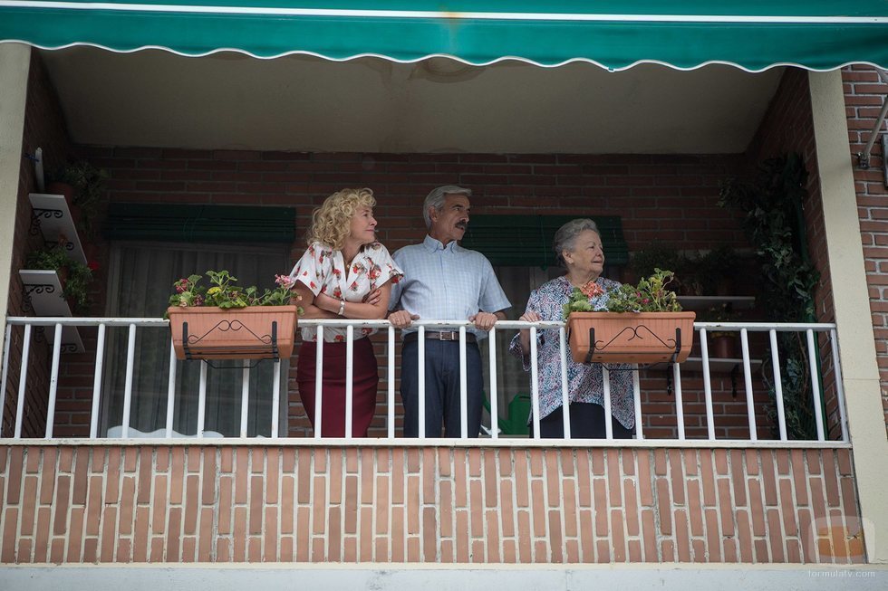 Merche, Antonio y Herminia en el final de la temporada 19 de 'Cuéntame cómo pasó'