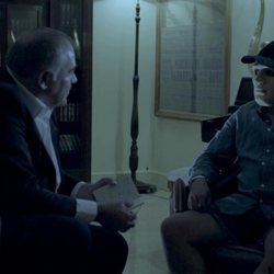 Antonio Gª Ferreras entrevista a un narco en 'Estrecho'