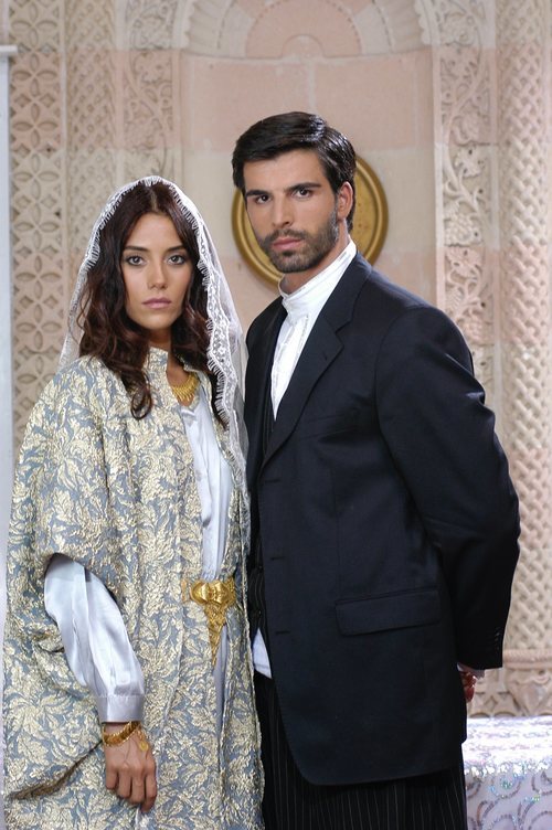 Sila y Boran el día de su boda en 'Sila', telenovela turca que llega a Nova